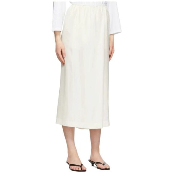 NWT Toteme Habitual Wrap Wide Leg 100% Silk Ivory Trousers Rare Find SZ EU 32 - Picture 3 of 13